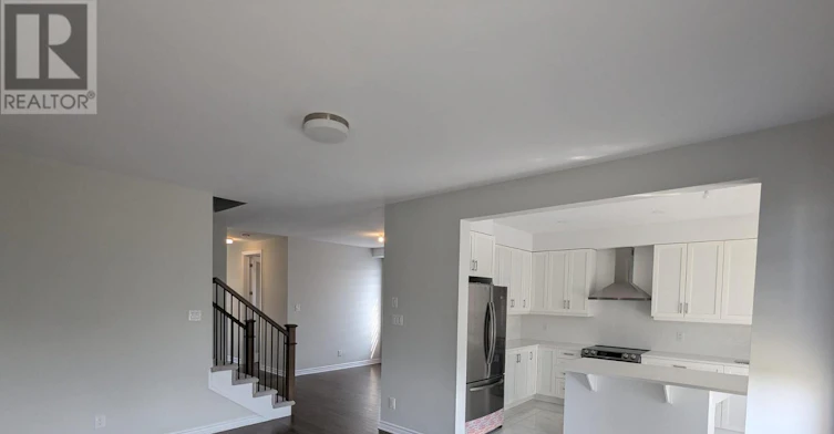 246 Rue De Beaugency Street, Ottawa, ON, K1W 0T2 - 7