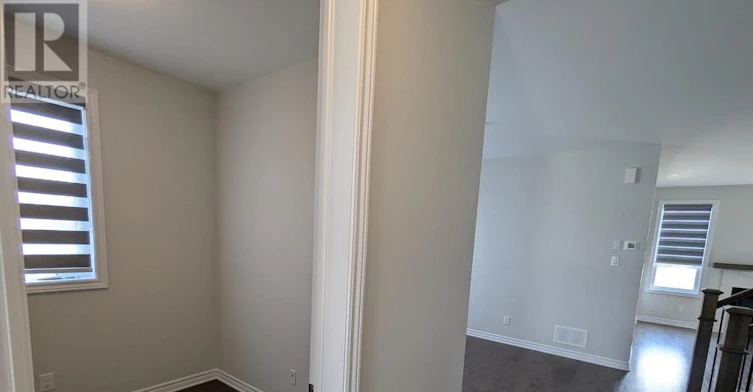 246 Rue De Beaugency Street, Ottawa, ON, K1W 0T2 - 4