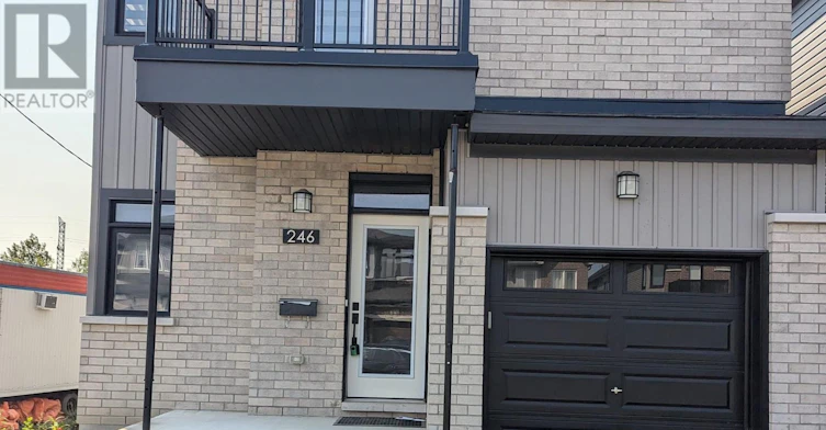 246 Rue De Beaugency Street, Ottawa, ON, K1W 0T2