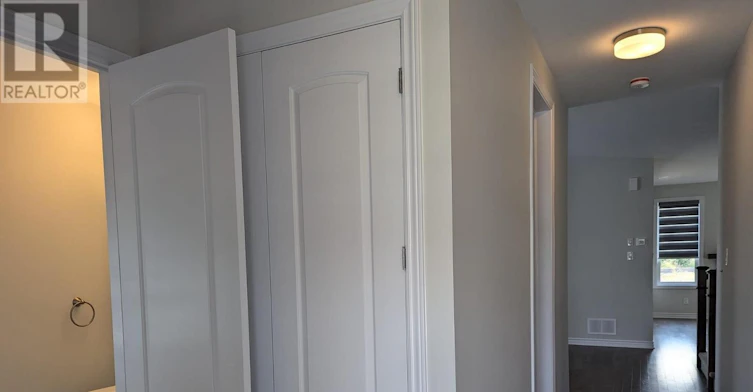 246 Rue De Beaugency Street, Ottawa, ON, K1W 0T2 - 2