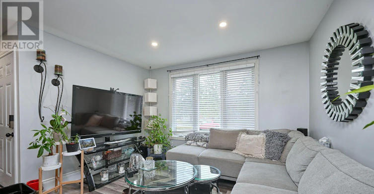 UPPER-840 Macodrum Drive, Brockville, ON, K6V 6H5 - 8