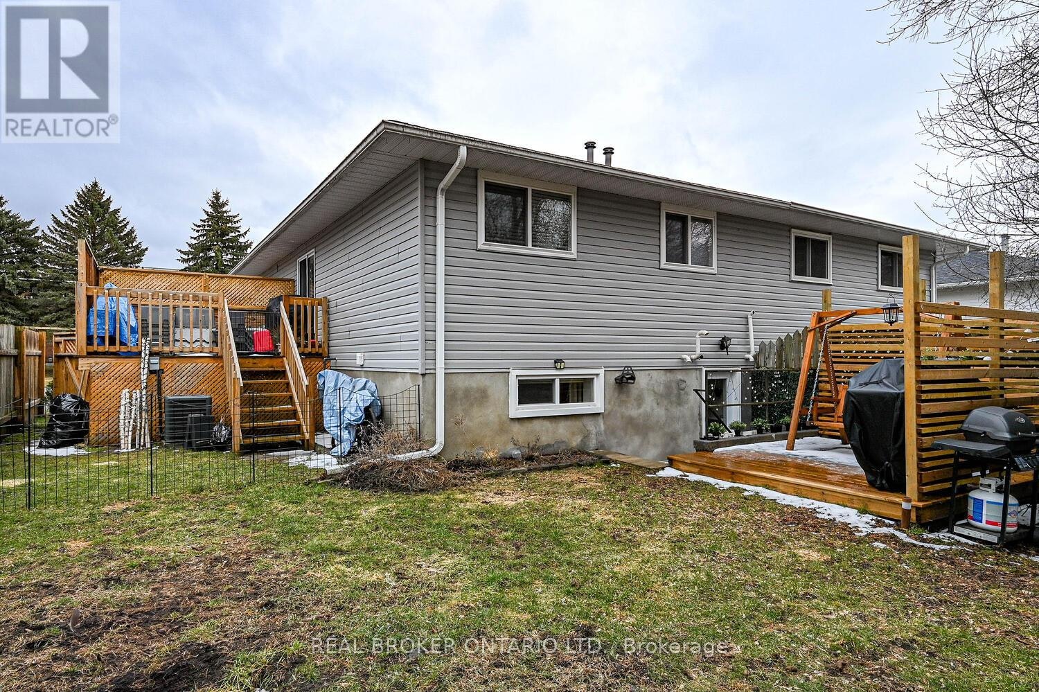 UPPER-840 Macodrum Drive, Brockville, ON, K6V 6H5 - 2