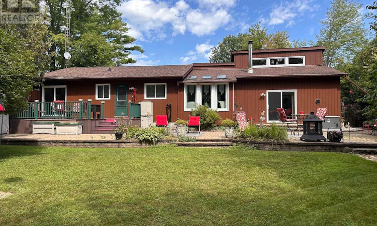 1663 Christina Crescent