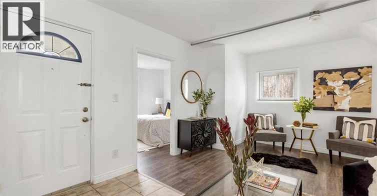 MAIN-329 Pierre Avenue, Windsor, ON, N9A 2J7 - 4