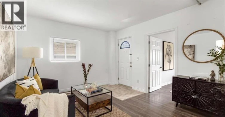 MAIN-329 Pierre Avenue, Windsor, ON, N9A 2J7 - 3