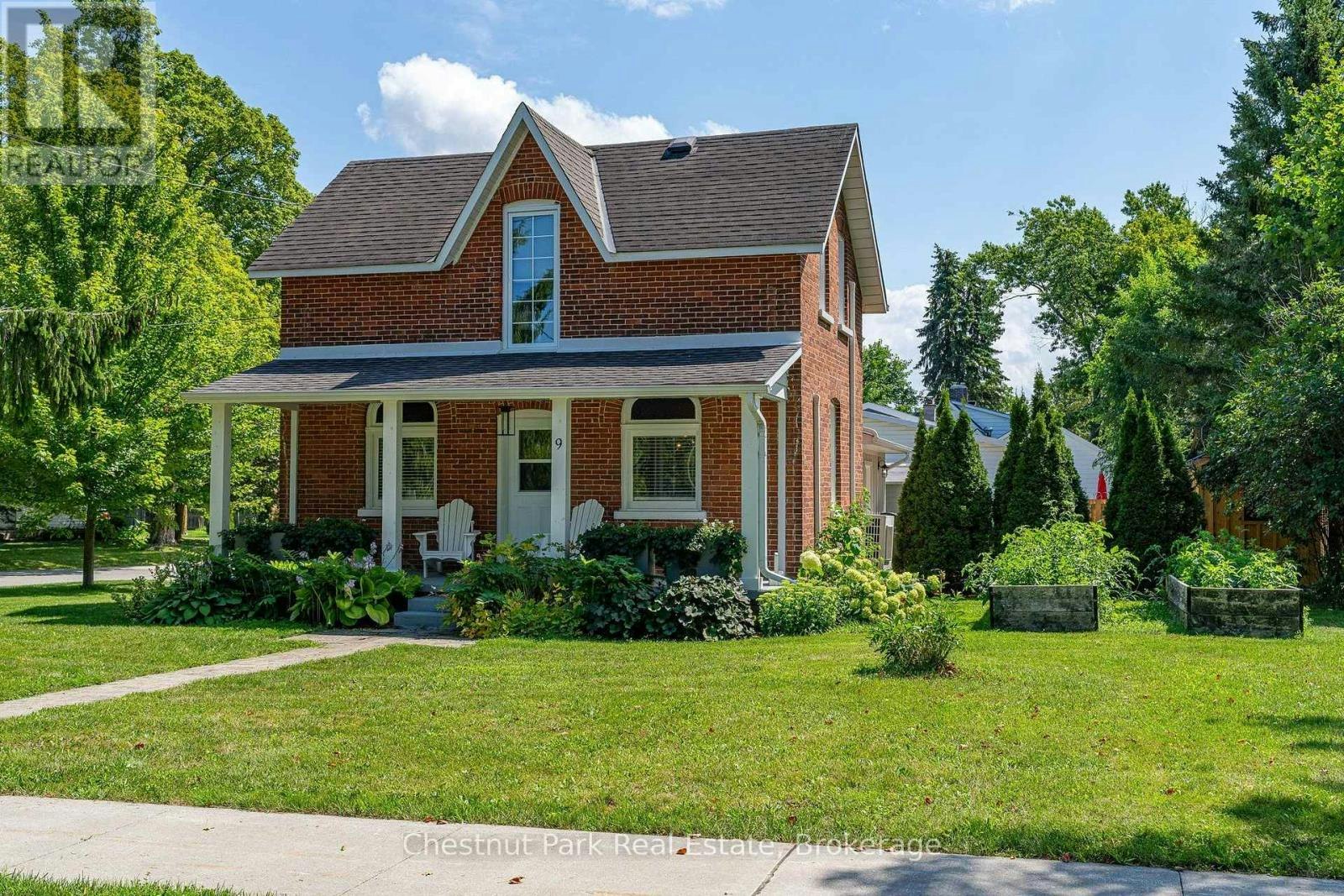 9 Wellington Street E, Clearview, ON, L0M 1G0