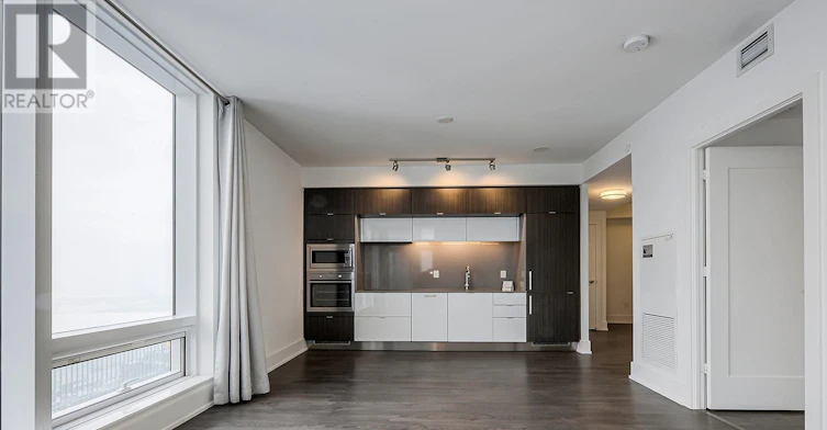 5403-10 York Street, Toronto, ON, M5J 0E1 - 2