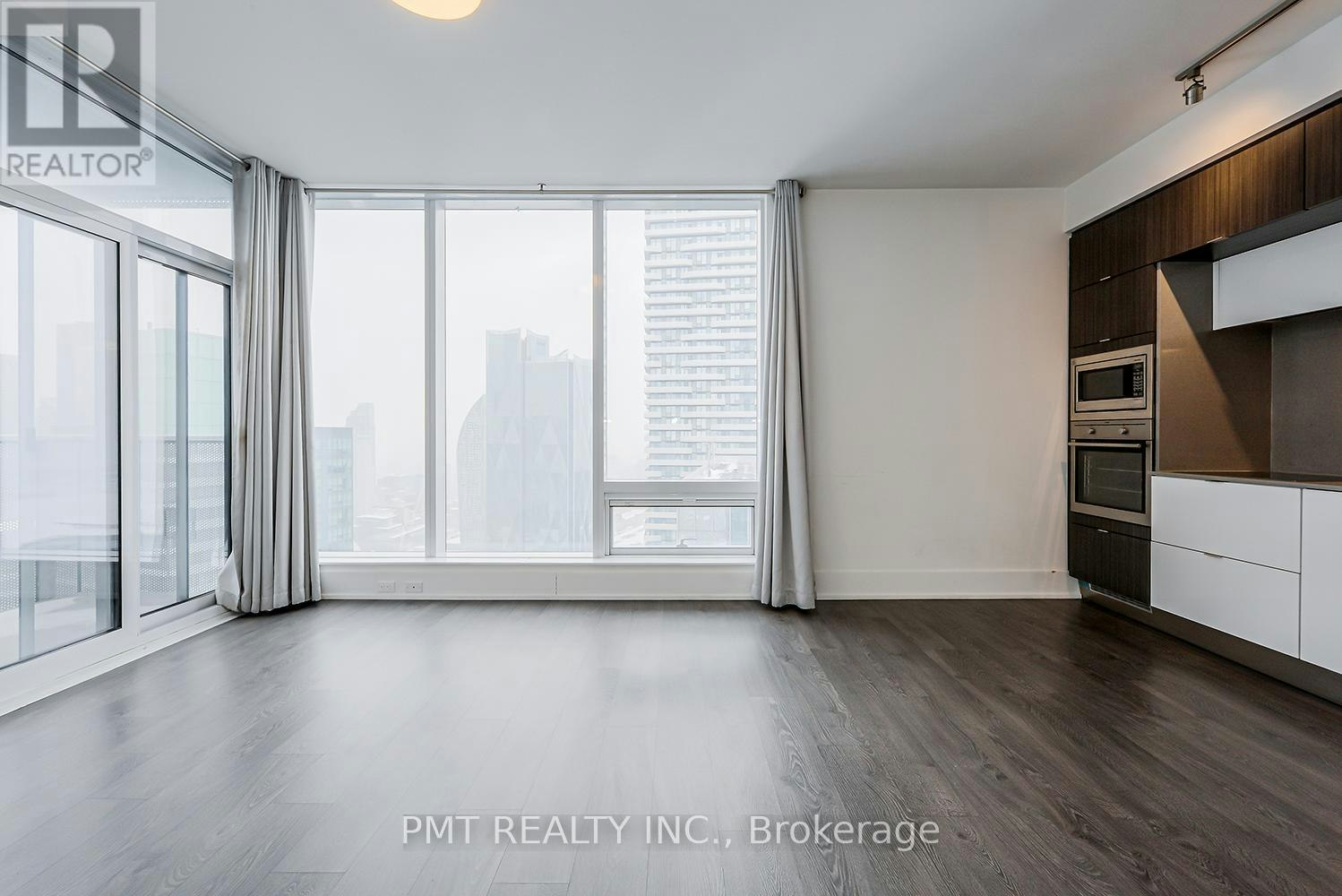 5403-10 York Street, Toronto, ON, M5J 0E1 - 5