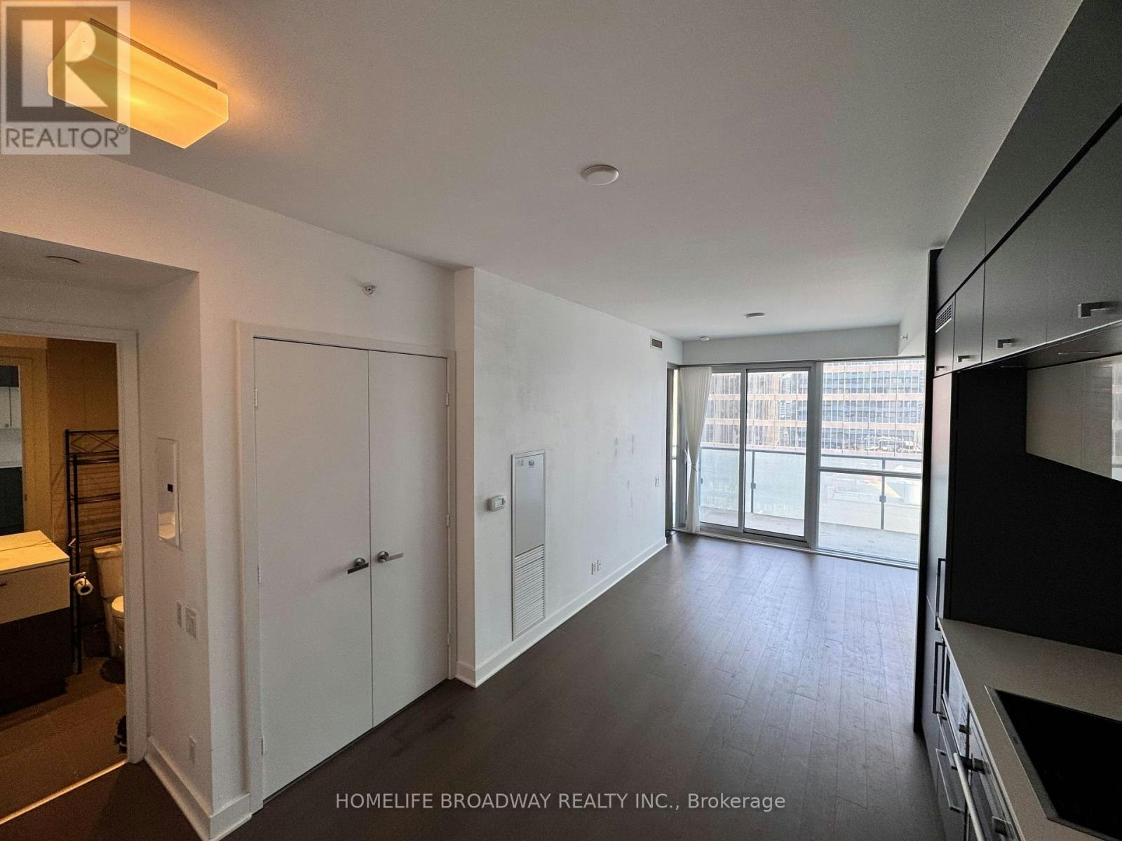 1907-15 Grenville Street, Toronto, ON, M4Y 1A1 - 4