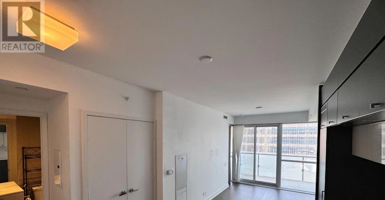 1907-15 Grenville Street, Toronto, ON, M4Y 1A1 - 4