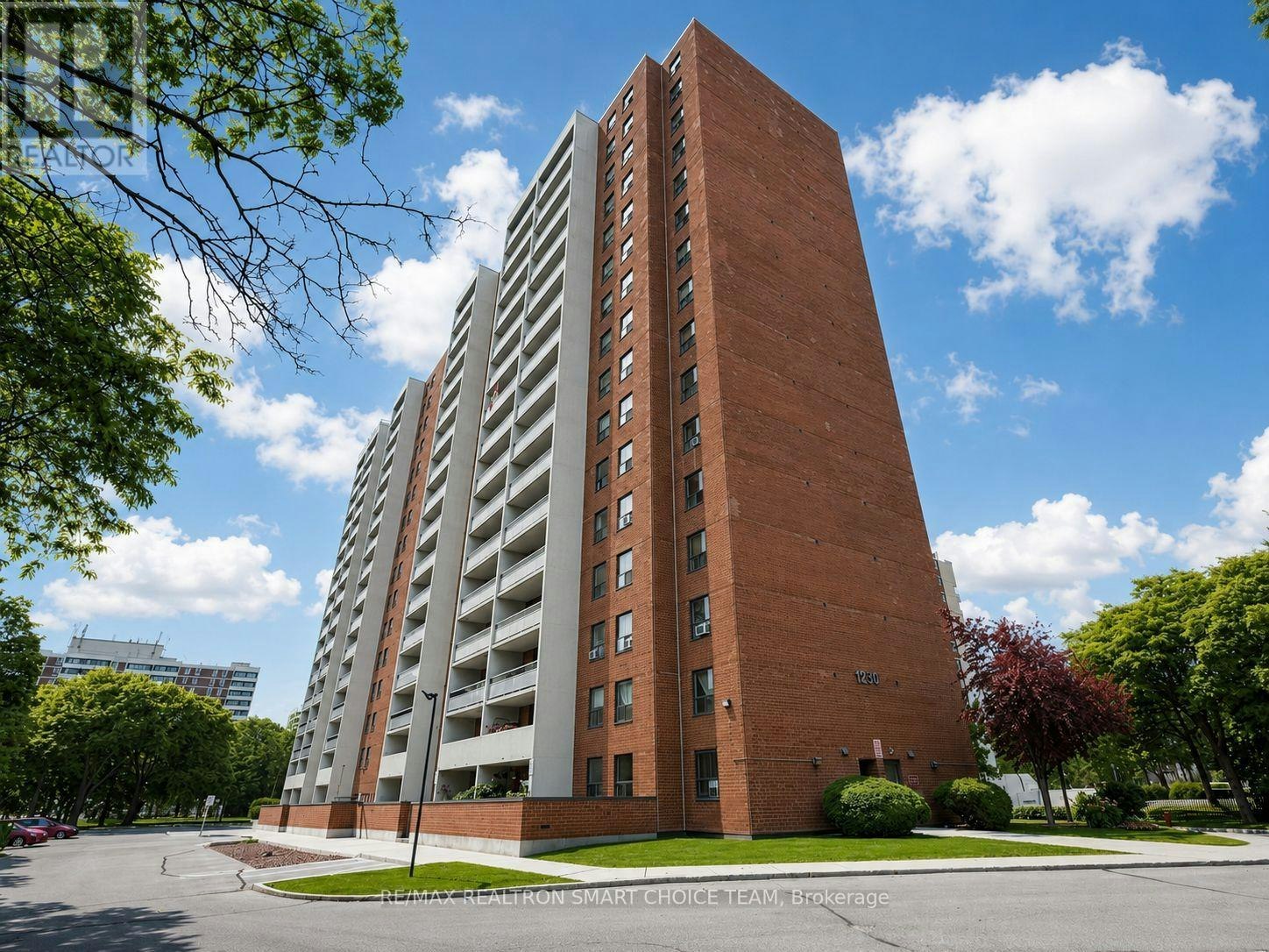 907-1250 Bridletowne Circle, Toronto, ON, M1W 2V1