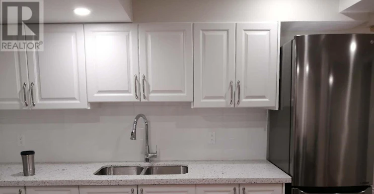 BSMT-22 Quetico Drive, Richmond Hill, ON, L4B 3S9 - 3