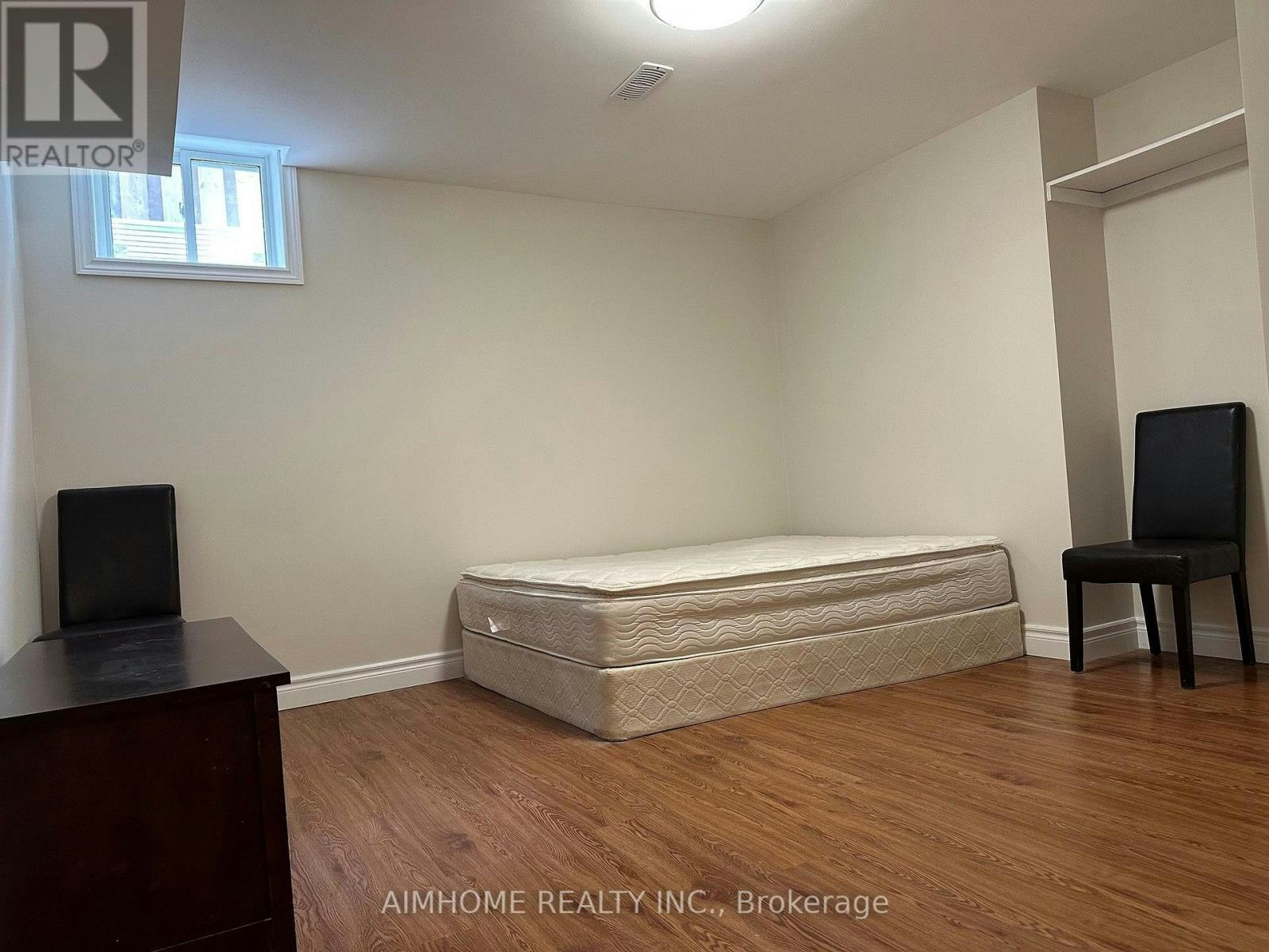 BSMT-22 Quetico Drive, Richmond Hill, ON, L4B 3S9 - 10