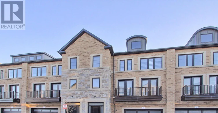 23-260 Eagle Street, Newmarket, ON, L3Y 1K1 - 2