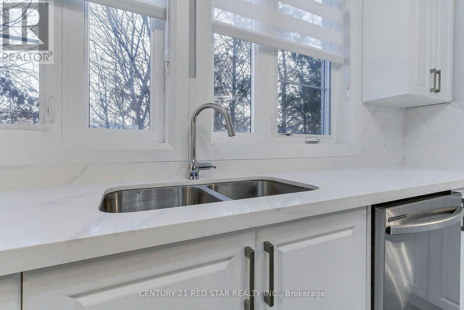 23-260 Eagle Street, Newmarket, ON, L3Y 1K1 - 18