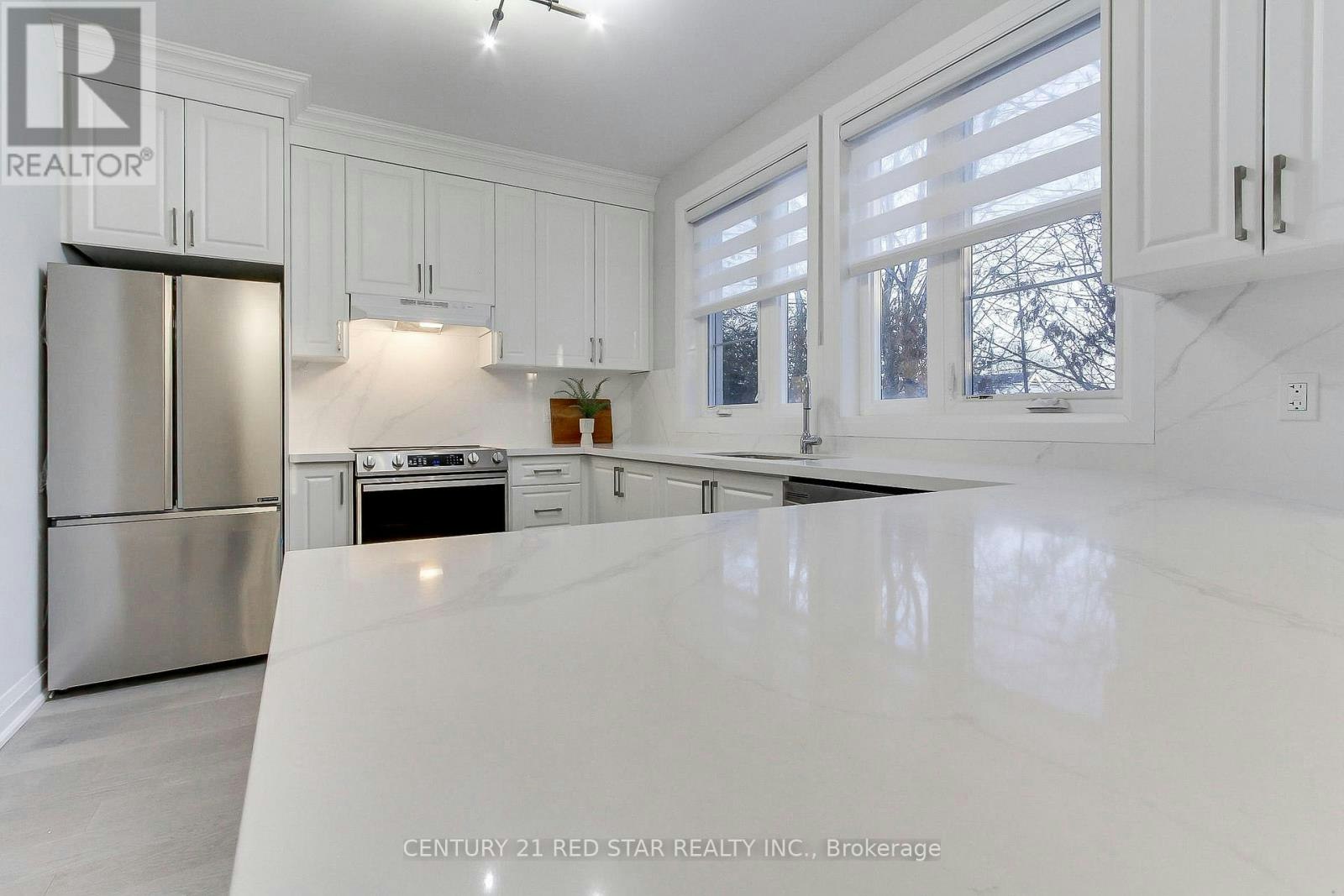 23-260 Eagle Street, Newmarket, ON, L3Y 1K1 - 16