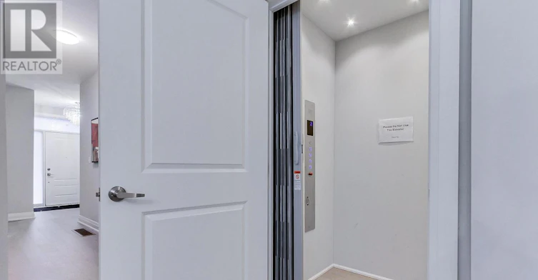 23-260 Eagle Street, Newmarket, ON, L3Y 1K1 - 11