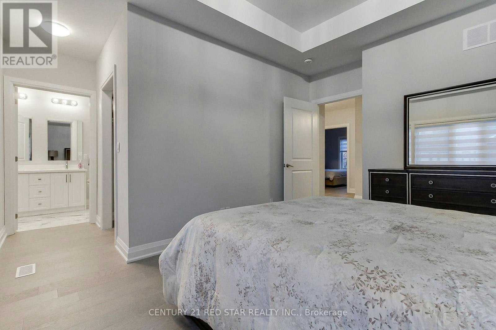 23-260 Eagle Street, Newmarket, ON, L3Y 1K1 - 36