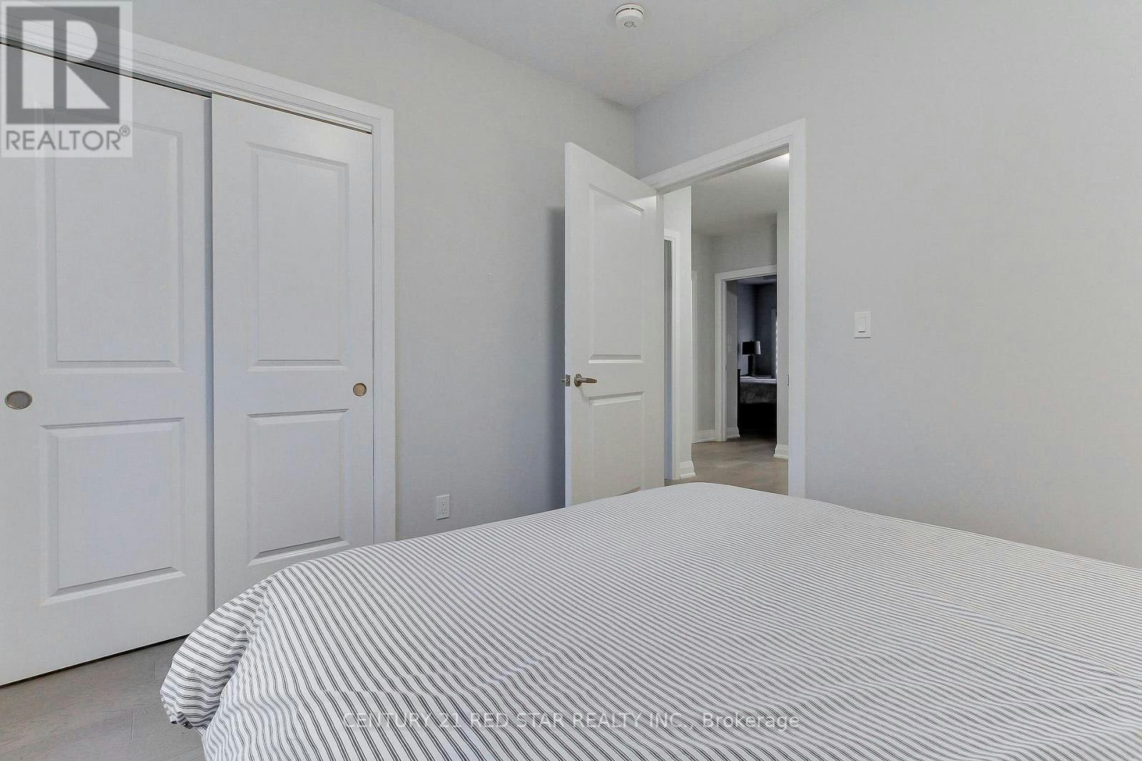 23-260 Eagle Street, Newmarket, ON, L3Y 1K1 - 43
