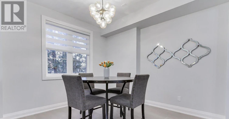 23-260 Eagle Street, Newmarket, ON, L3Y 1K1 - 23