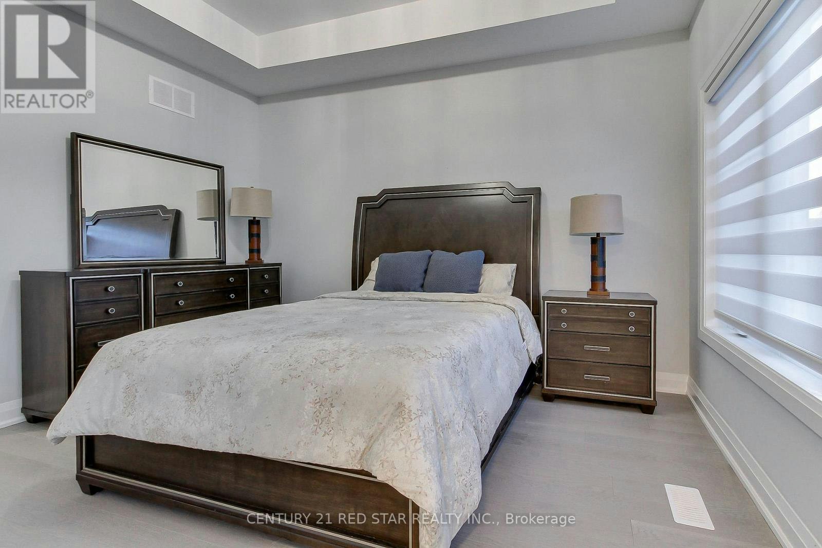 23-260 Eagle Street, Newmarket, ON, L3Y 1K1 - 35