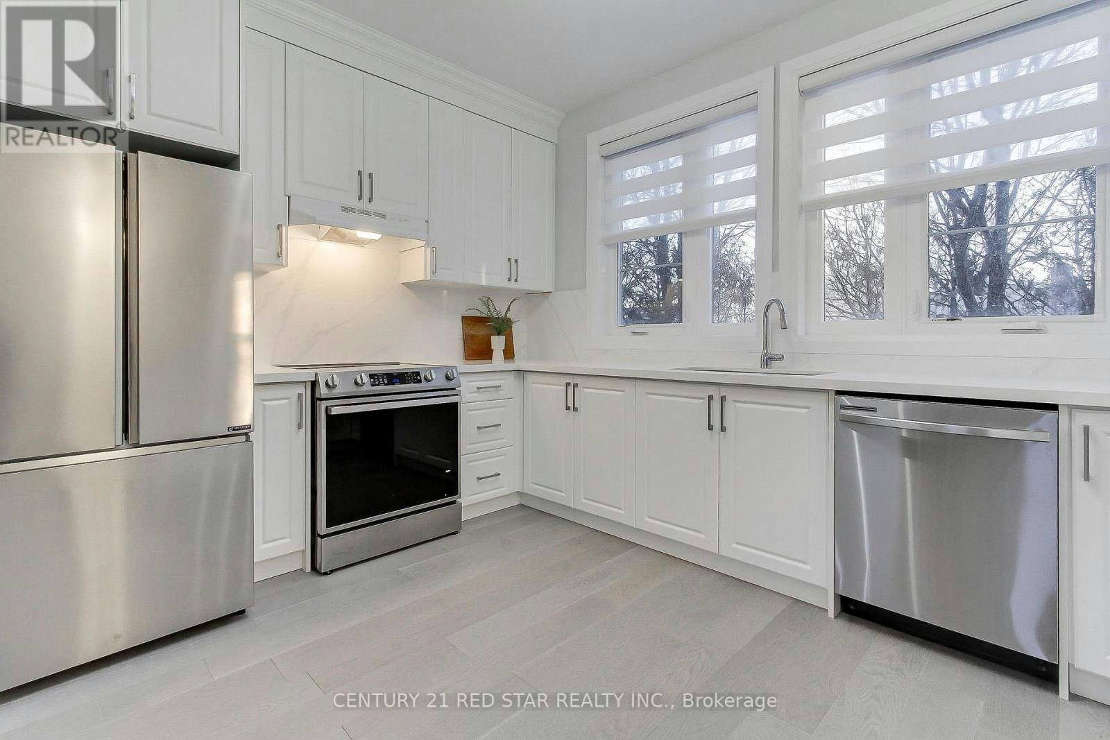 23-260 Eagle Street, Newmarket, ON, L3Y 1K1 - 17
