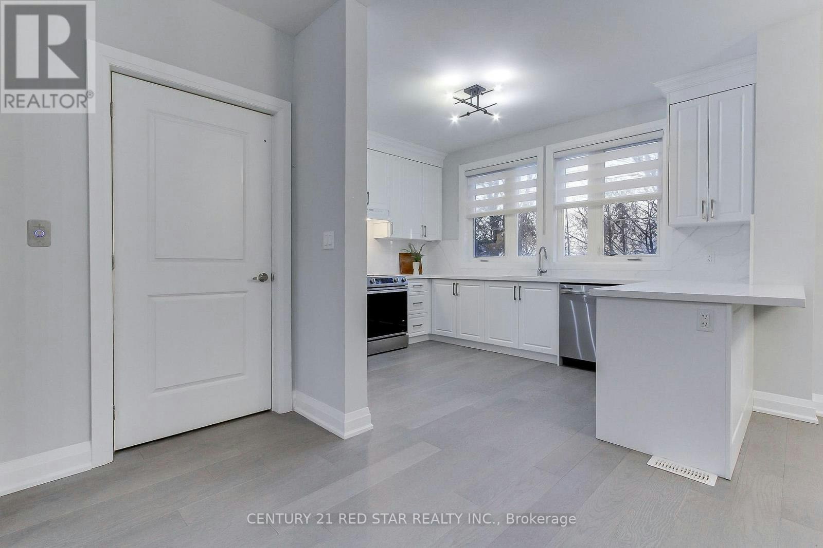 23-260 Eagle Street, Newmarket, ON, L3Y 1K1 - 14
