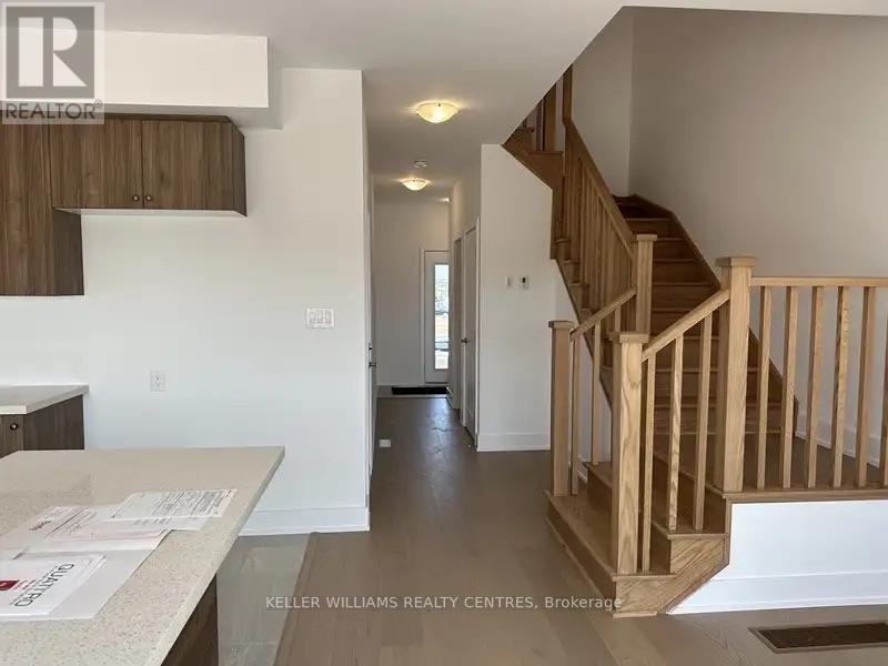 49 Gateway Drive, Barrie, ON, L9J 0V3 - 6