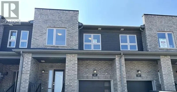 49 Gateway Drive, Barrie, ON, L9J 0V3