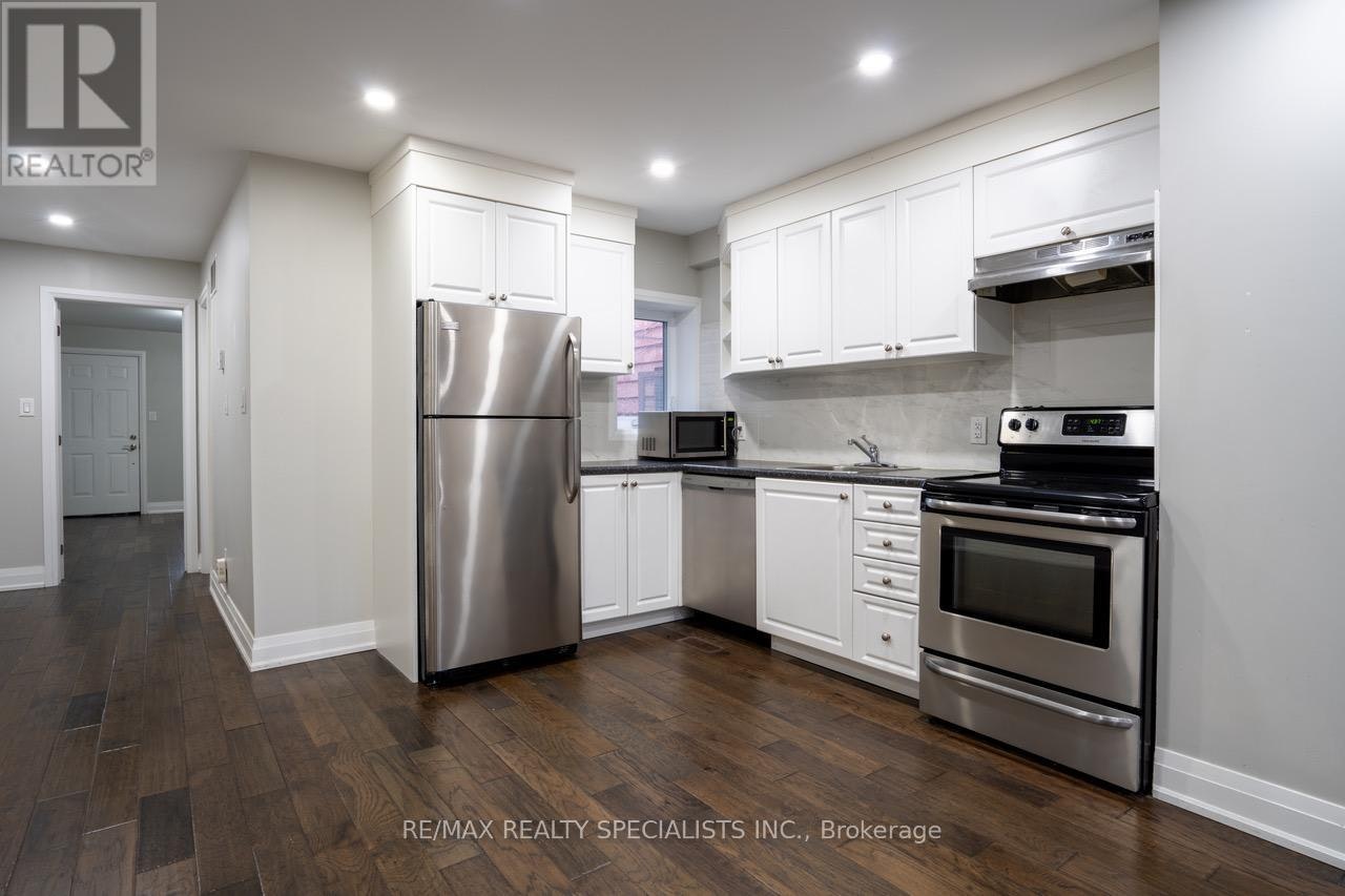 1ST FLOOR-12 Wiltshire Avenue, Toronto, ON, M6N 2V9 - 6
