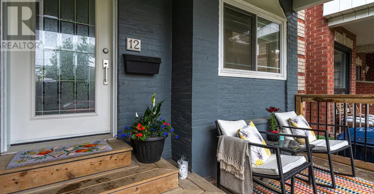 1ST FLOOR-12 Wiltshire Avenue, Toronto, ON, M6N 2V9 - 2