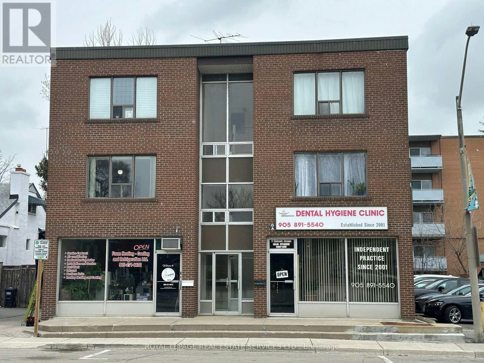 2-7 Mohawk Avenue, Mississauga, ON, L5G 3R5