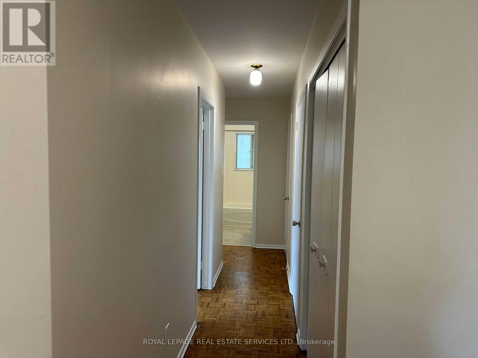 2-7 Mohawk Avenue, Mississauga, ON, L5G 3R5 - 5