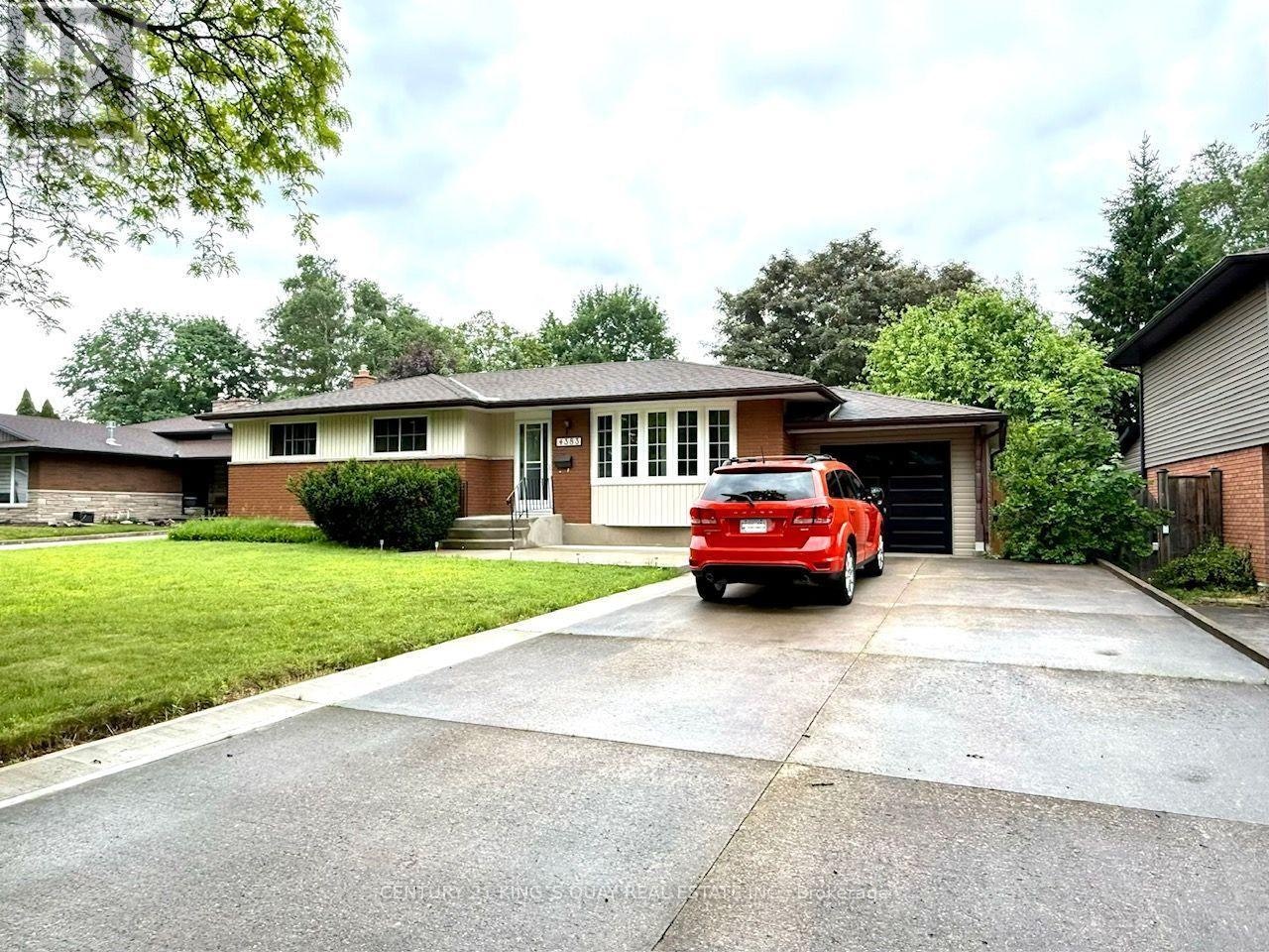 UPPER-4383 Petrie Court, Niagara Falls, ON, L2E 6L8