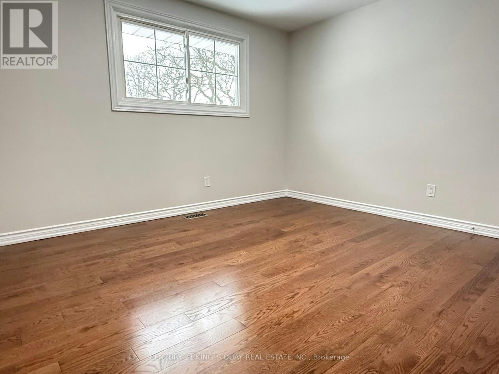 UPPER-4383 Petrie Court, Niagara Falls, ON, L2E 6L8 - 11