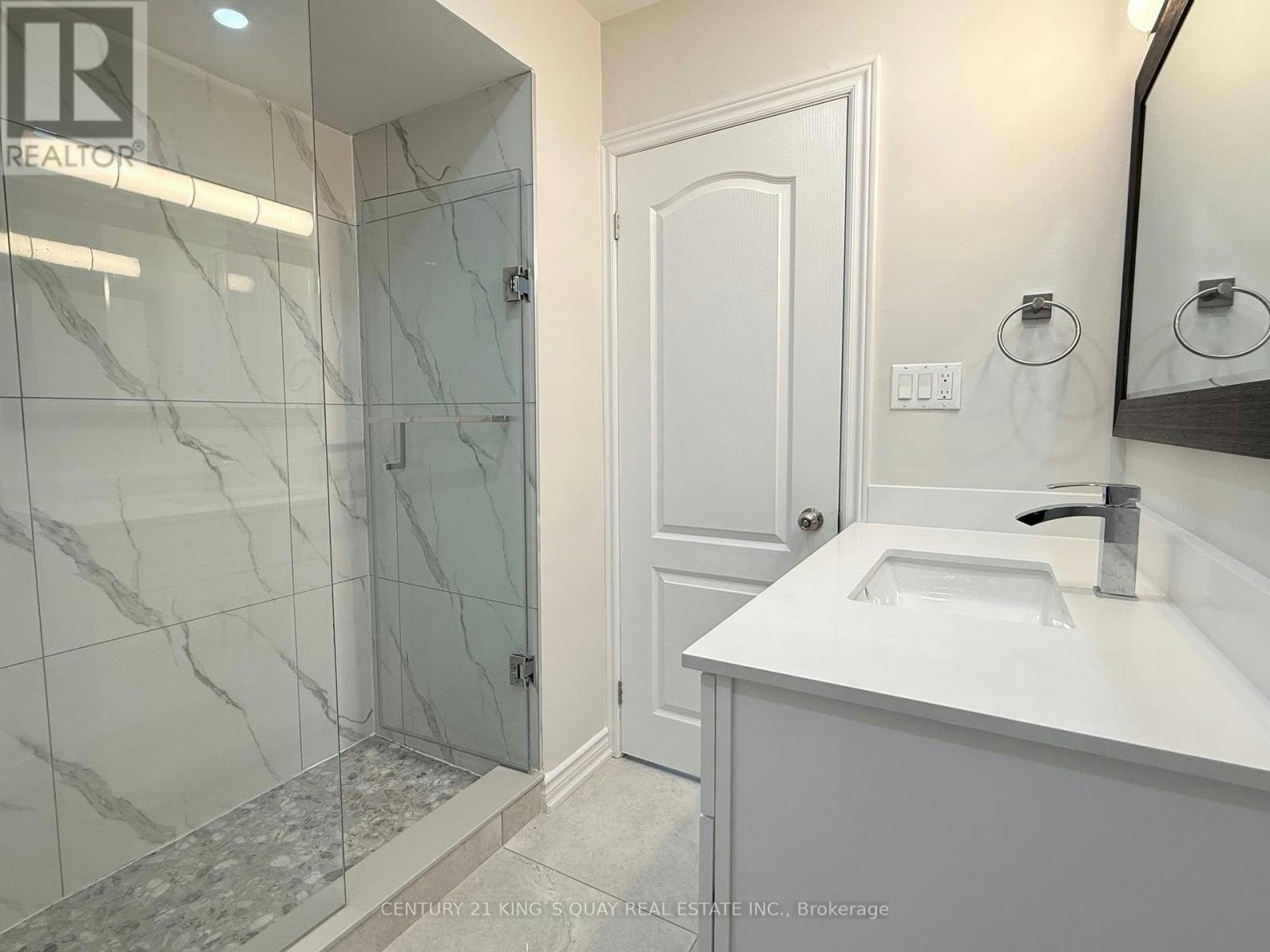 UPPER-4383 Petrie Court, Niagara Falls, ON, L2E 6L8 - 15
