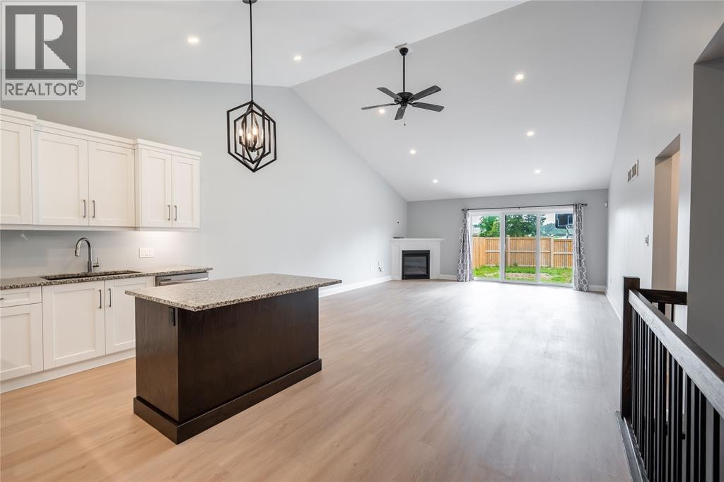 709 Ferdinands Crescent, Sarnia, ON, N7W 0B5 - 4