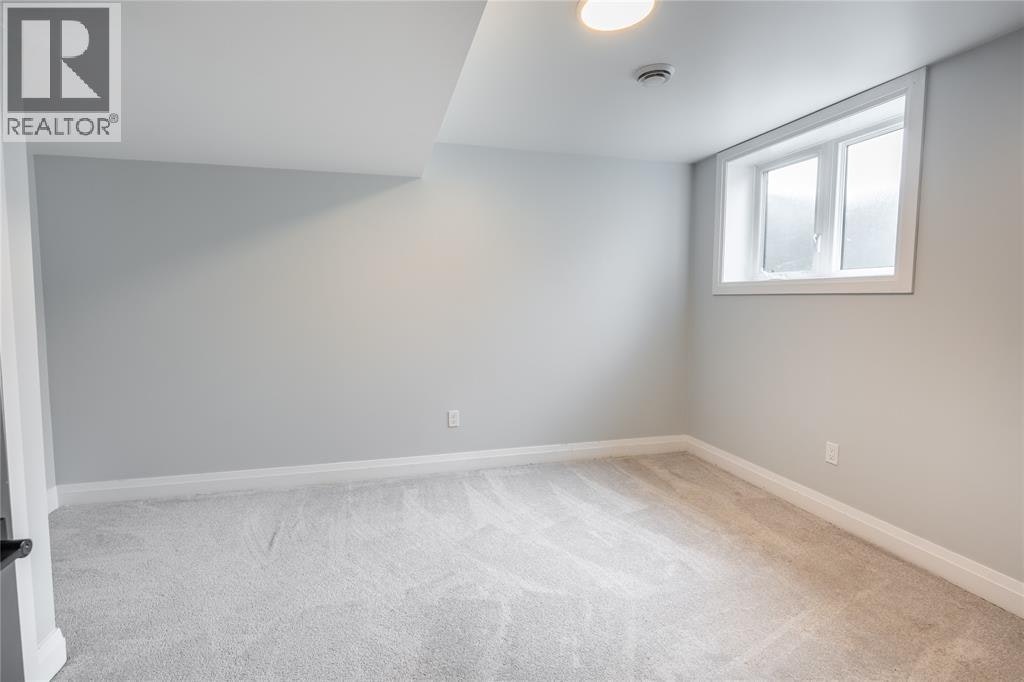 709 Ferdinands Crescent, Sarnia, ON, N7W 0B5 - 26