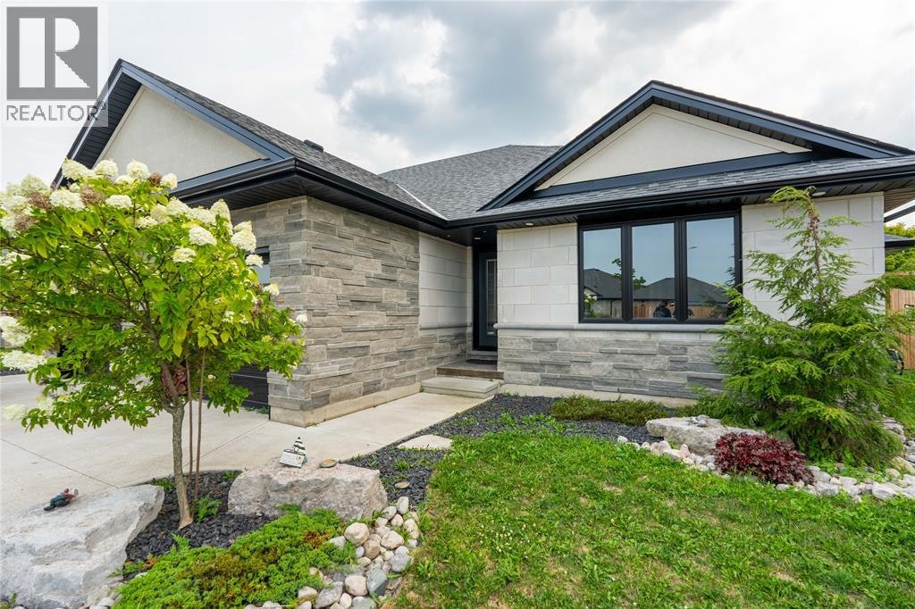 709 Ferdinands Crescent, Sarnia, ON, N7W 0B5 - 3