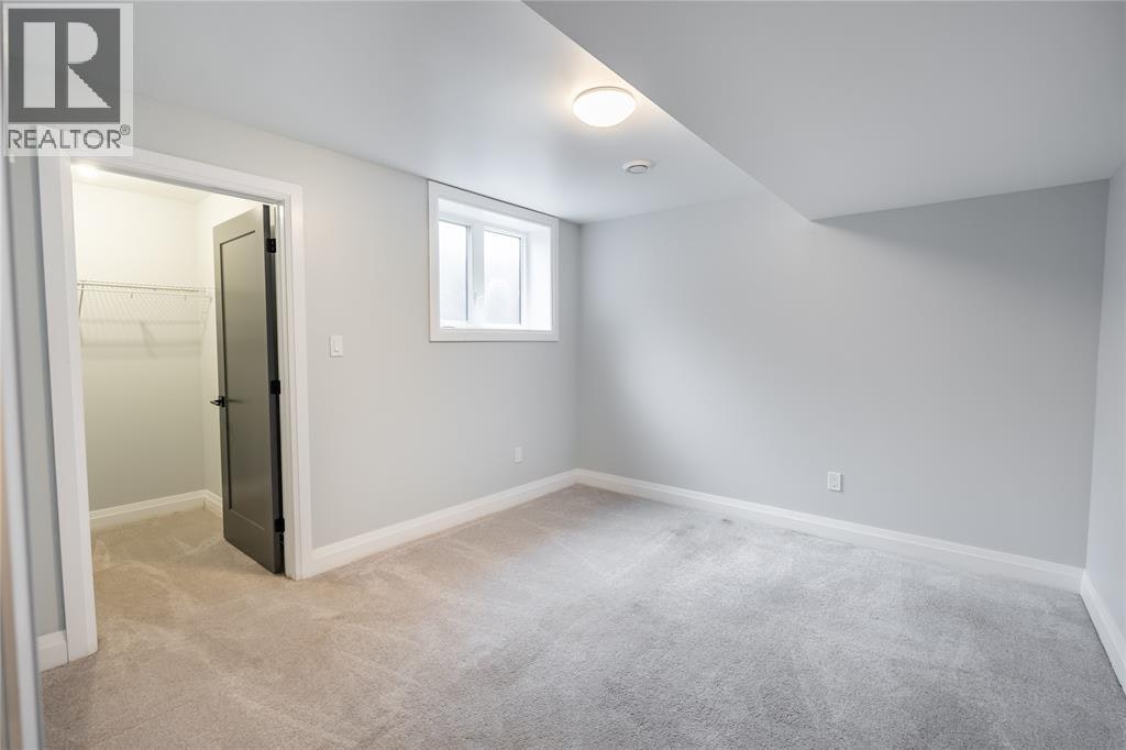 709 Ferdinands Crescent, Sarnia, ON, N7W 0B5 - 24