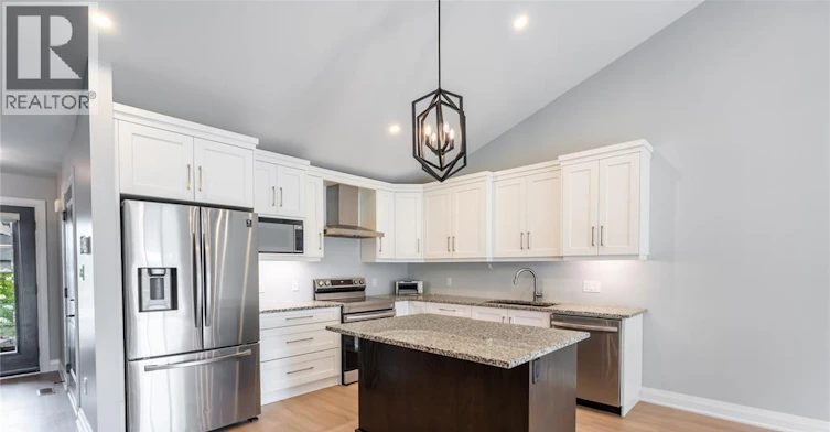 709 Ferdinands Crescent, Sarnia, ON, N7W 0B5 - 5