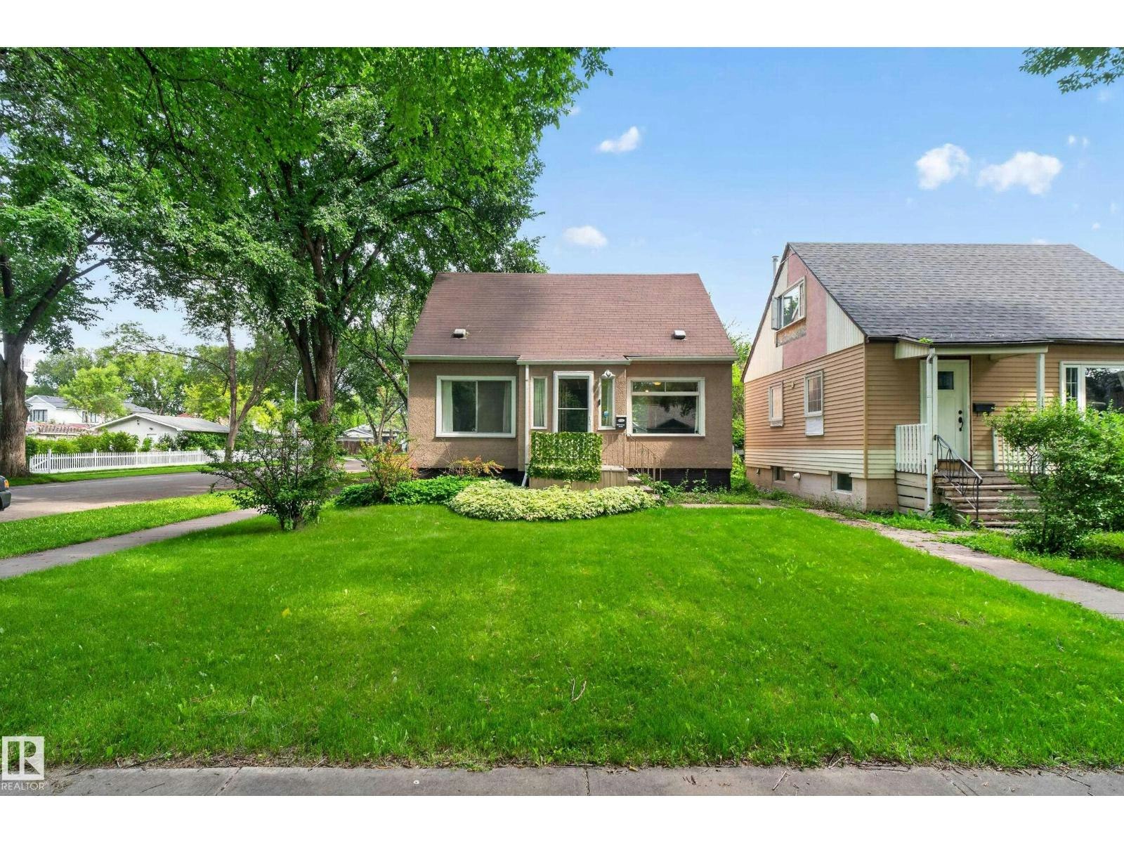 11549 88 Street NW, Edmonton, AB, T5B 3R2