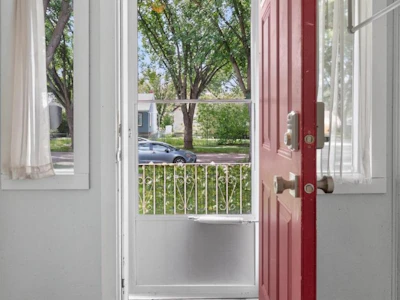 11549 88 Street NW - 5