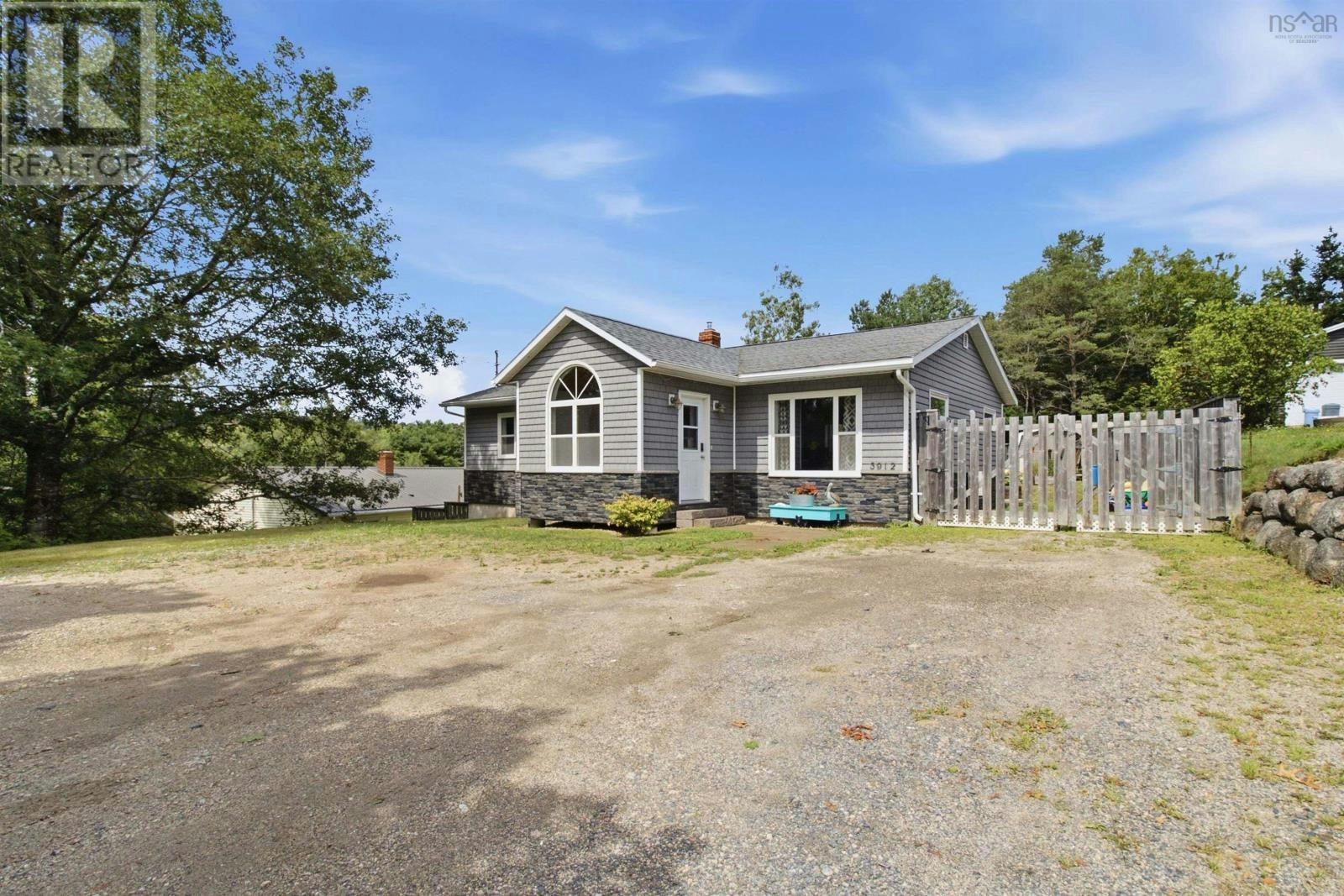 3912 North Street, Chester, NS, B0J 1J0