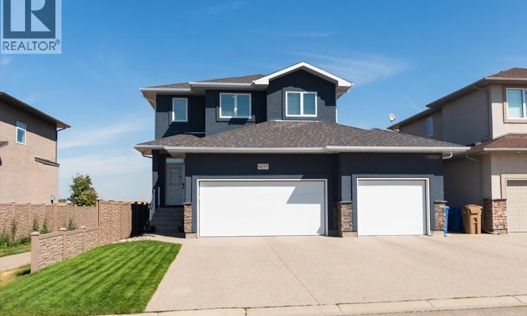 6877 Maple Vista Drive