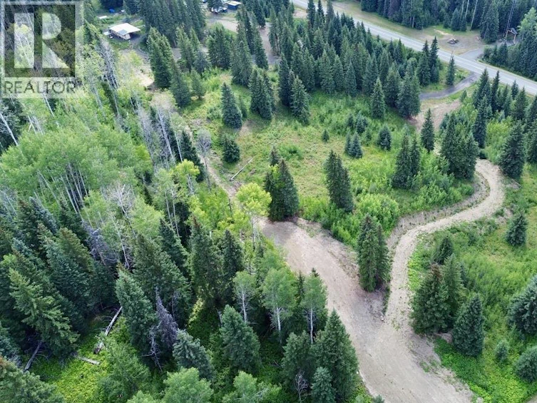 8541 Little Fort 24 Highway, Bridge Lake, BC, V0K 1X3 - 19