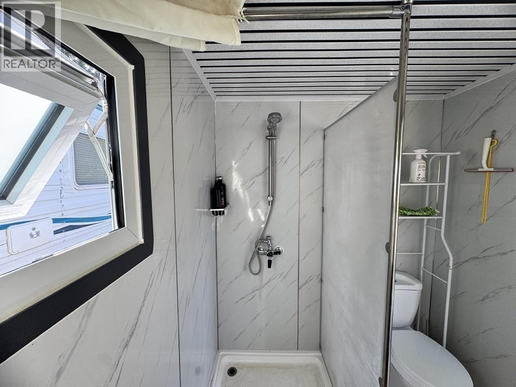 8541 Little Fort 24 Highway, Bridge Lake, BC, V0K 1X3 - 8