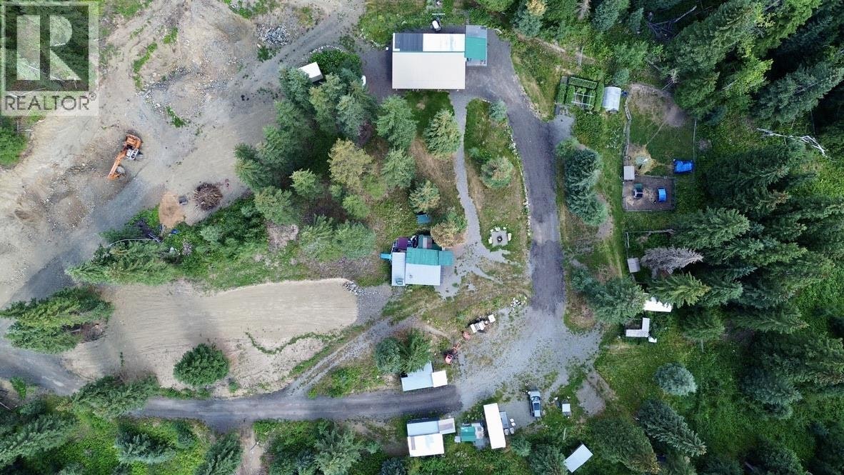 8541 Little Fort 24 Highway, Bridge Lake, BC, V0K 1X3 - 21