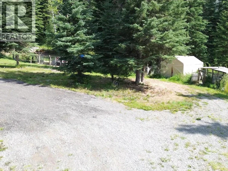 8541 Little Fort 24 Highway, Bridge Lake, BC, V0K 1X3 - 28