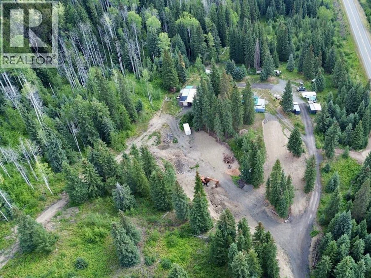 8541 Little Fort 24 Highway, Bridge Lake, BC, V0K 1X3 - 20